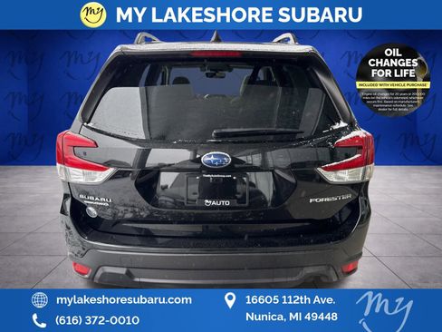 Used 2020 Subaru Forester Premium image 6