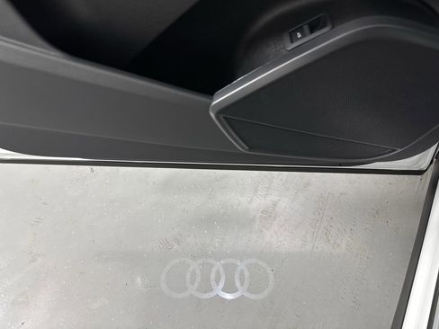Used 2024 Audi Q5 2.0T Premium w/ Summer of Audi Package AWD/4WD image 19