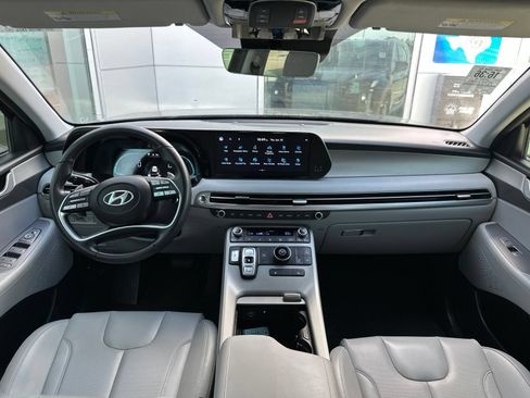 Used 2024 Hyundai Palisade SEL FWD image 13