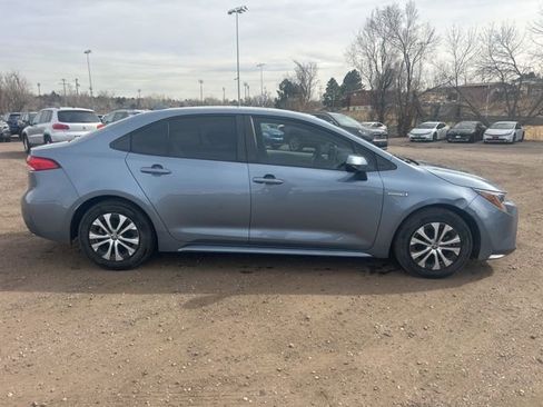 Used 2021 Toyota Corolla LE image 7