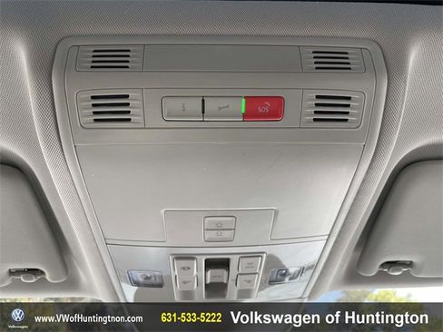 Certified 2025 Volkswagen Taos SE w/ Taos Adventure Package (SXB) image 31