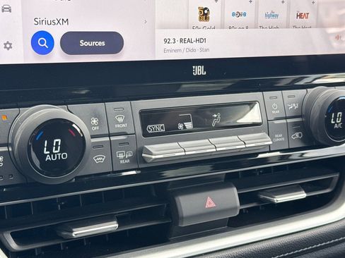 Certified 2024 Toyota Grand Highlander Platinum image 29