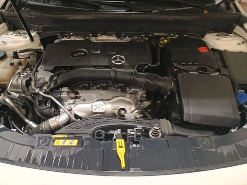 Certified 2021 Mercedes-Benz GLB 250 4MATIC image 30