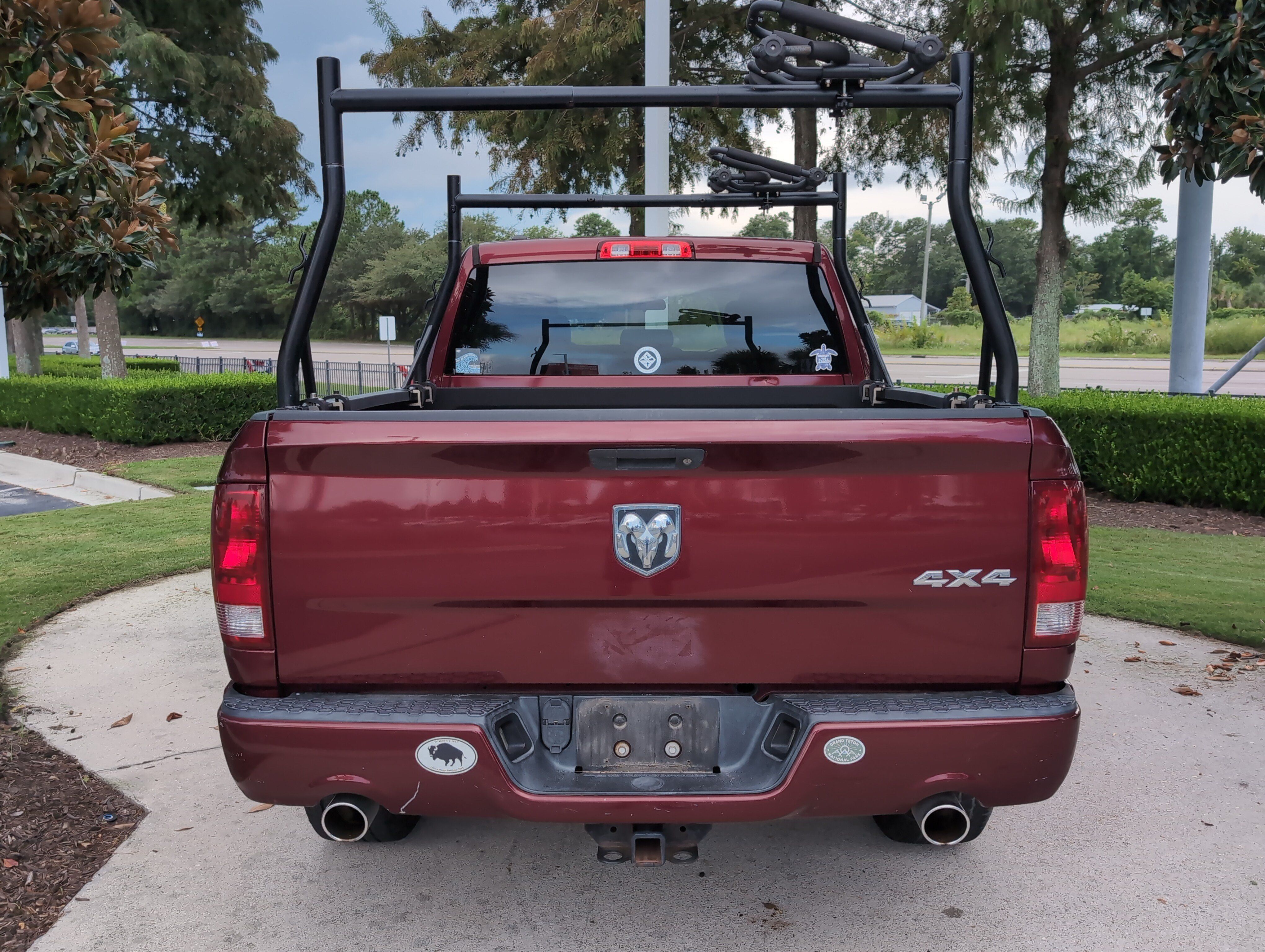 Used 2017 RAM 1500 Express w/ Express Value Package AWD/4WD image 9