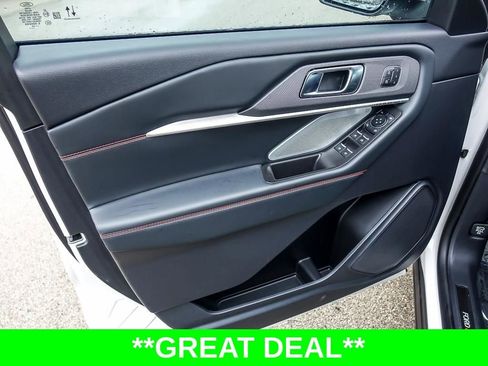 Used 2025 Ford Explorer ST AWD/4WD image 21