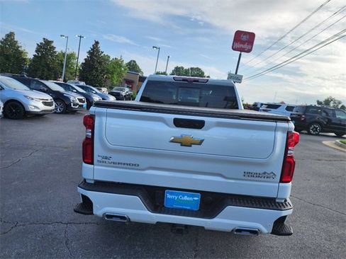 Used 2024 Chevrolet Silverado 1500 High Country w/ Technology Package image 6