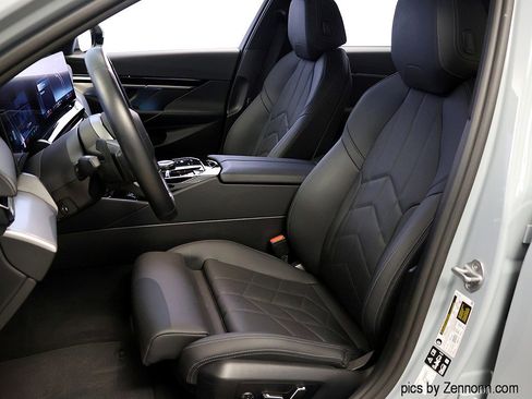 Certified 2024 BMW 530i xDrive 530i xDrive w/ M Sport Package image 10