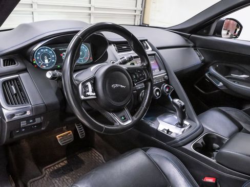 Used 2019 Jaguar E-PACE R-Dynamic S AWD/4WD image 2