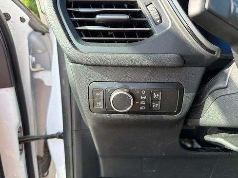 Used 2023 Ford Escape ST-Line w/ Equipment Group 301A FWD image 12
