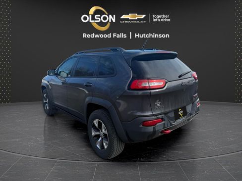 Used 2015 Jeep Cherokee Trailhawk w/ Comfort/Convenience Group image 3