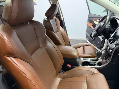 Used 2022 Subaru Ascent Touring AWD/4WD image 54