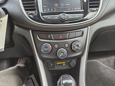 Used 2020 Chevrolet Trax LS w/ Tint and Cruise Package FWD image 16