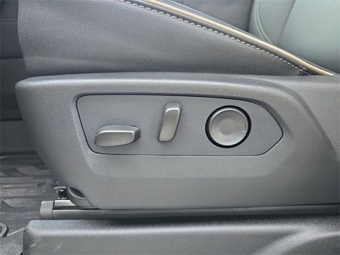 New 2026 GMC Yukon XL Elevation w/ LPO, Elevation Black Package image 20