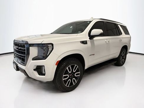 Used 2023 GMC Yukon AT4 AWD/4WD image 3