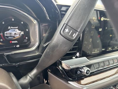 New 2026 GMC Sierra 1500 SLE image 20