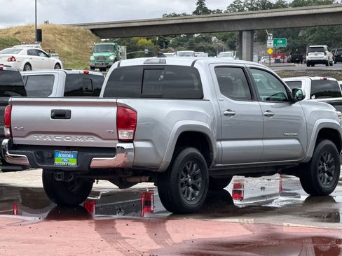 Used 2022 Toyota Tacoma 4x4 Double Cab image 4
