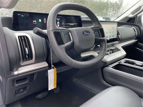 New 2026 Ford Expedition Max Active image 15