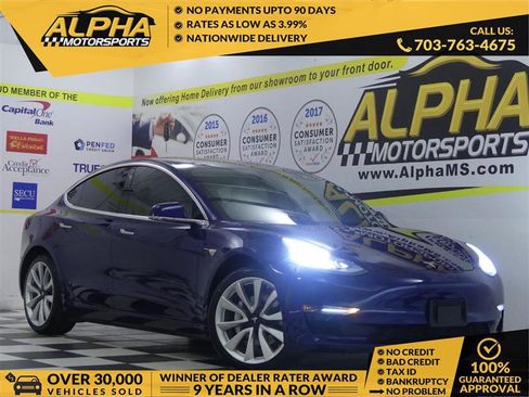 Used 2018 Tesla Model 3 Long Range image 1