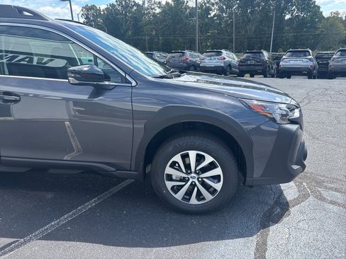 New 2025 Subaru Outback Premium image 5