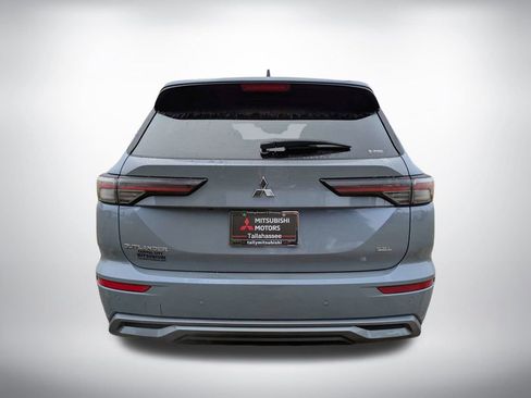 New 2026 Mitsubishi Outlander SEL image 5