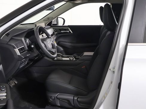 New 2026 Mitsubishi Outlander ES image 26