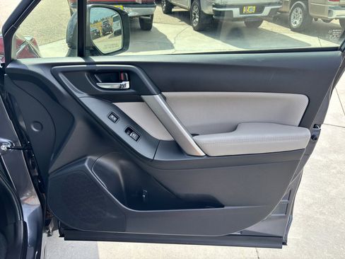 Used 2018 Subaru Forester 2.5i Limited image 24