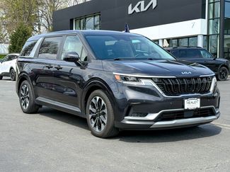 Used 2024 Kia Carnival EX FWD video 1