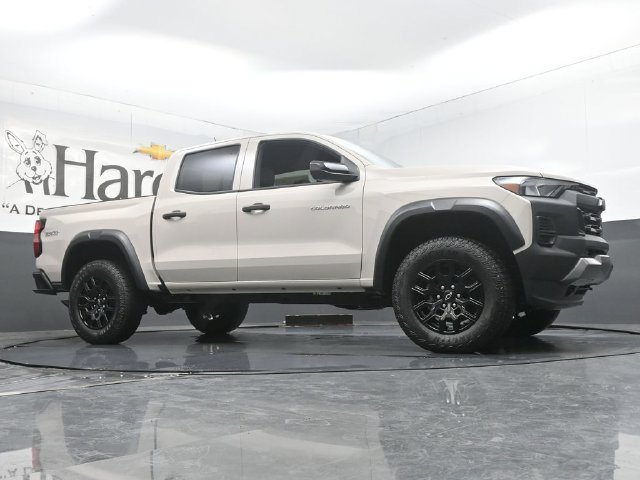 New 2026 Chevrolet Colorado Trail Boss AWD/4WD image 2