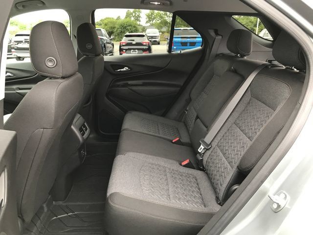 Used 2024 Chevrolet Equinox LT w/ LPO, Floor Liner Package FWD image 18