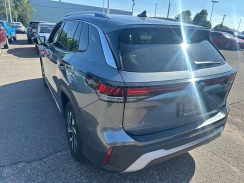 Used 2026 Volkswagen Tiguan S AWD/4WD image 5
