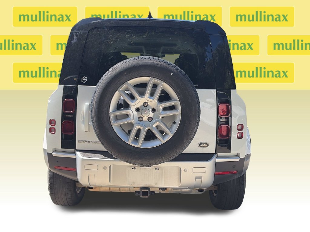 Used 2023 Land Rover Defender 110 S AWD/4WD image 33