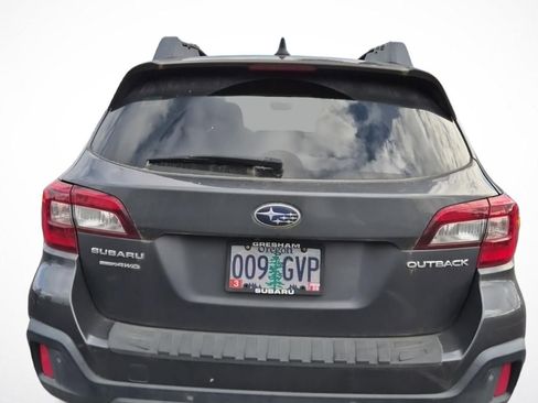 Used 2018 Subaru Outback 2.5i Limited image 5