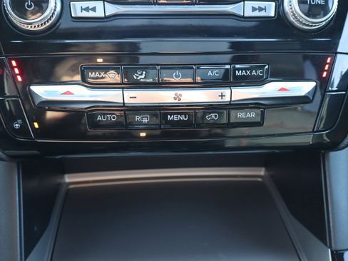 Used 2023 Ford Explorer ST-Line w/ Class IV Trailer Tow Package image 24