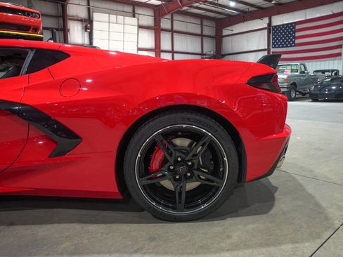 Used 2020 Chevrolet Corvette Stingray Preferred Cpe w/ 2LT Preferred Equipment Group RWD image 5