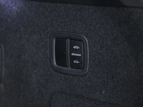 Used 2021 Porsche Cayenne Turbo S AWD/4WD image 77