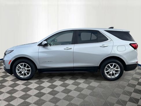Certified 2022 Chevrolet Equinox LT w/ Driver Convenience Package FWD image 2