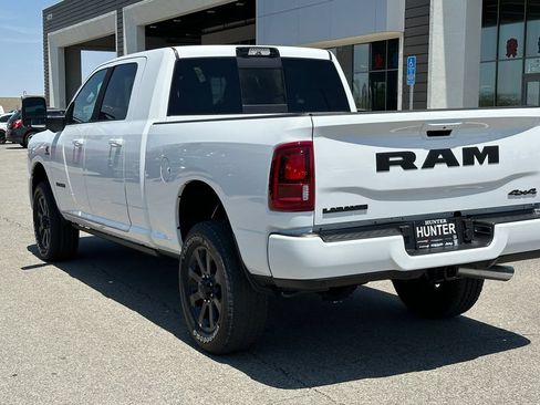 New 2026 RAM 2500 Laramie AWD/4WD image 5