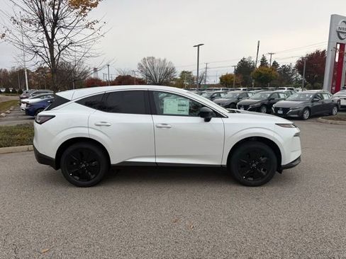 New 2025 Nissan Murano SV image 4