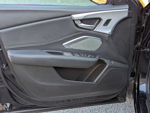 Used 2022 Acura RDX FWD w/ Technology Package image 11