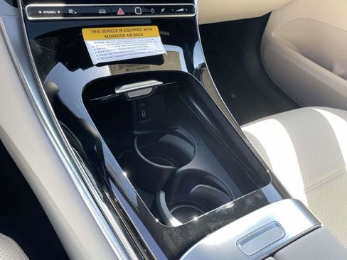 New 2026 Mercedes-Benz GLC 300 4MATIC image 29