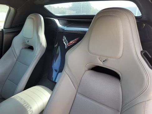 Used 2015 Chevrolet Corvette Stingray Convertible w/ 2LT Preferred Equipment Group RWD image 25