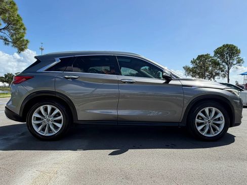 Used 2019 INFINITI QX50 Luxe FWD image 6