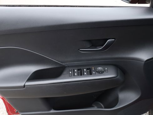 Used 2024 Hyundai Kona SEL image 23