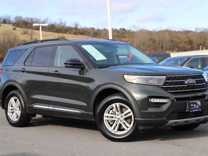 Certified 2023 Ford Explorer XLT w/ Equipment Group 202A