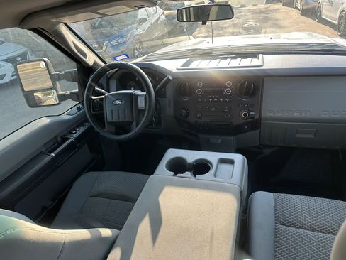 Used 2016 Ford F250 XL w/ Power Equipment Group image 15