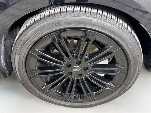 Used 2025 Land Rover Range Rover Sport Dynamic SE image 33