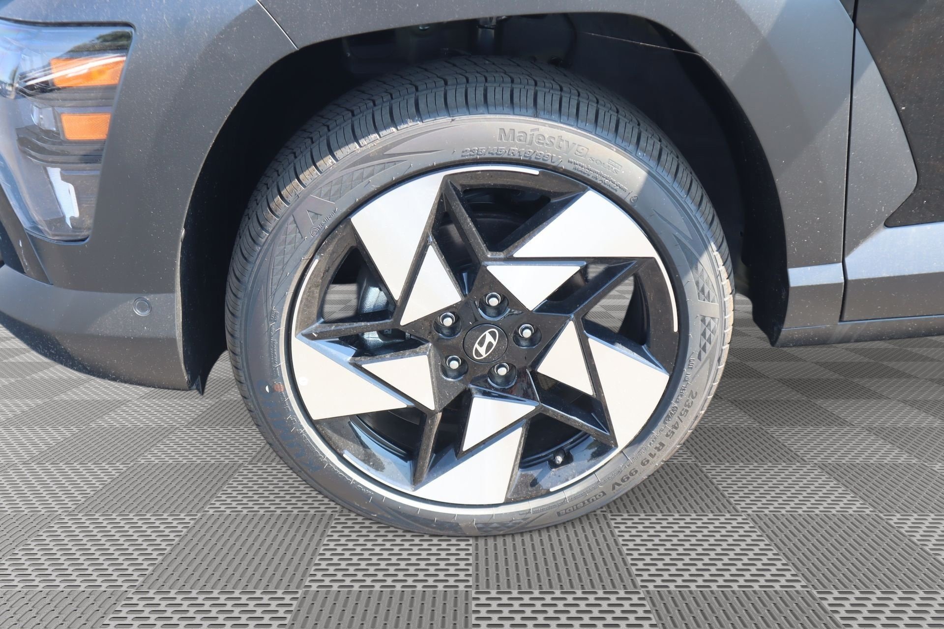 New 2026 Hyundai Kona Limited AWD/4WD image 5
