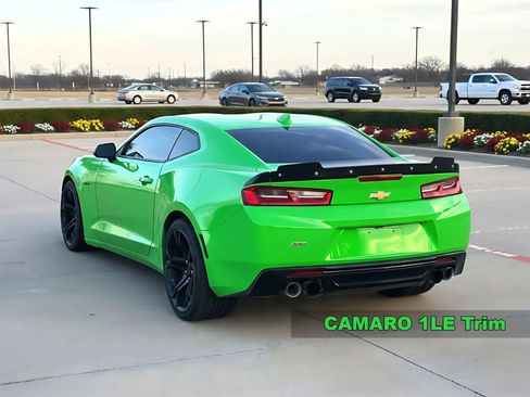 Used 2017 Chevrolet Camaro SS image 3
