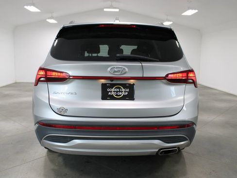 Used 2022 Hyundai Santa Fe SEL w/ Convenience Package FWD image 8