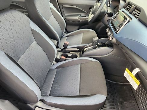 New 2025 Nissan Versa SV image 10
